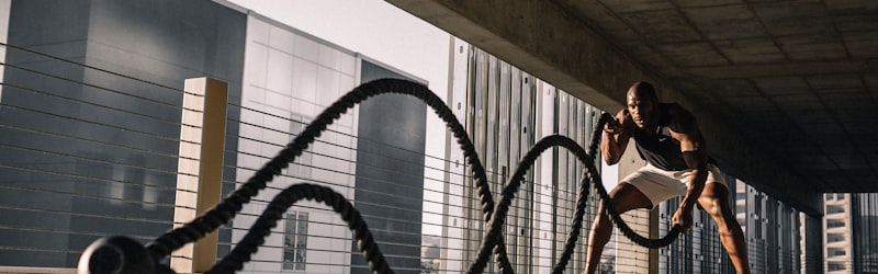 德布劳内任意球破门动图回顾 - 曼城中场直接任意球得分